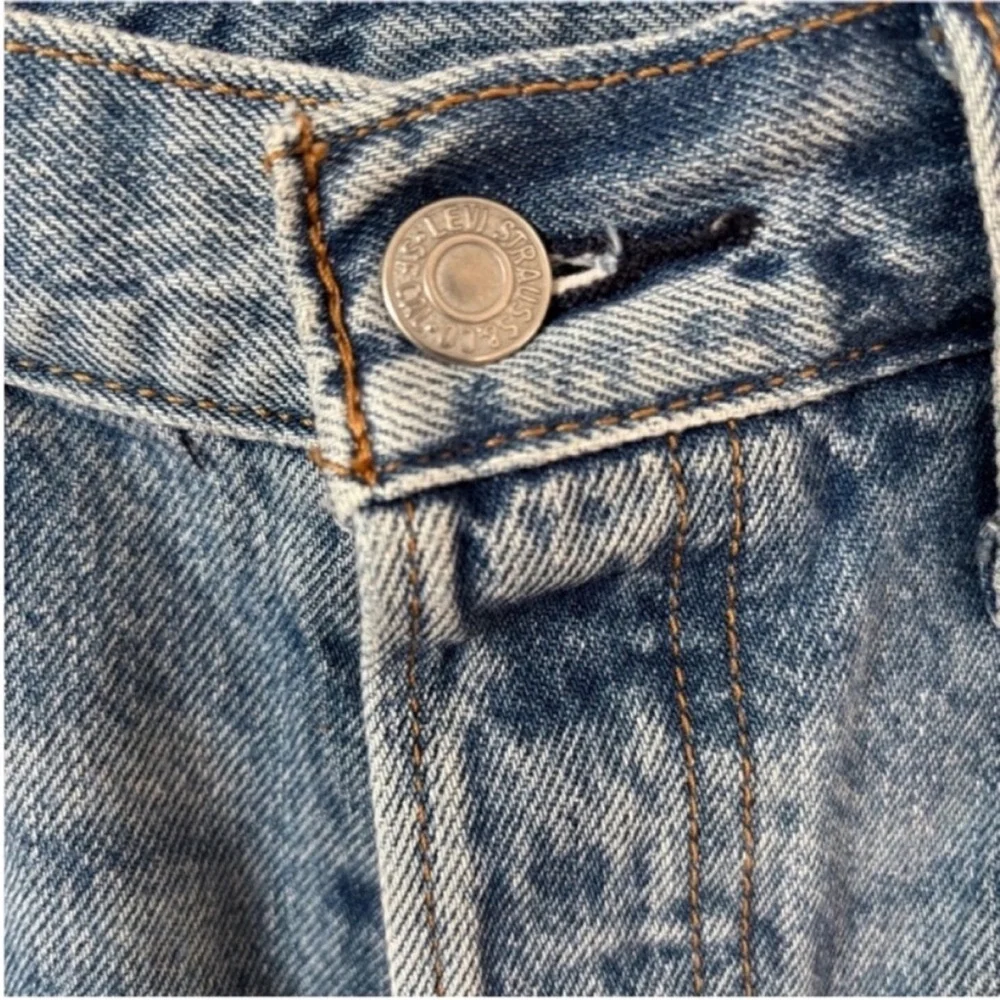 Levis Wedgie High Rise Shorts Cutoff Classic Denim Cotton Medium Blue Size 26 - Picture 4 of 11